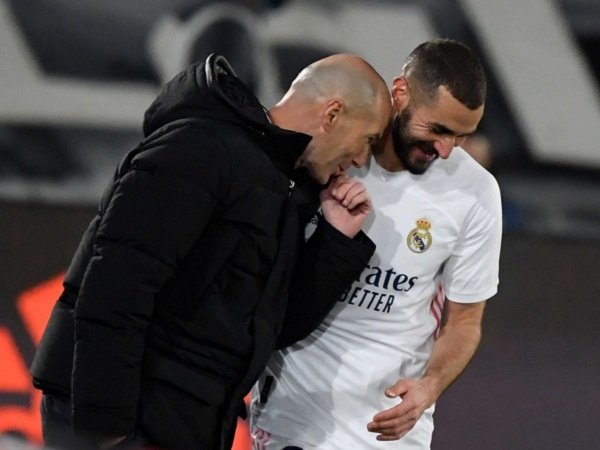 Zinedine Zidane tak keberatan jika Karim Benzema kembali ke timnas Prancis.