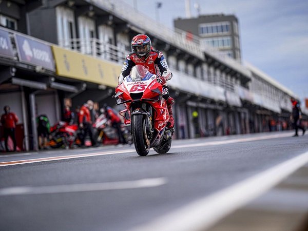 Jack Miller dan Francesco Bagnaia diharapkan Ducati bisa lebih bersinar di MotoGP 2021.