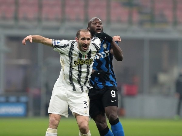 Giorgio Chiellini akui Inter Milan lebih pantas menang atas Juventus.