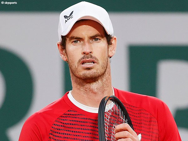 Andy Murray Andy Murray tak menemukan cara yang memungkinkan untuk menjalani karantina dua pekan, lalu berkompetisi di Australian Open 2021