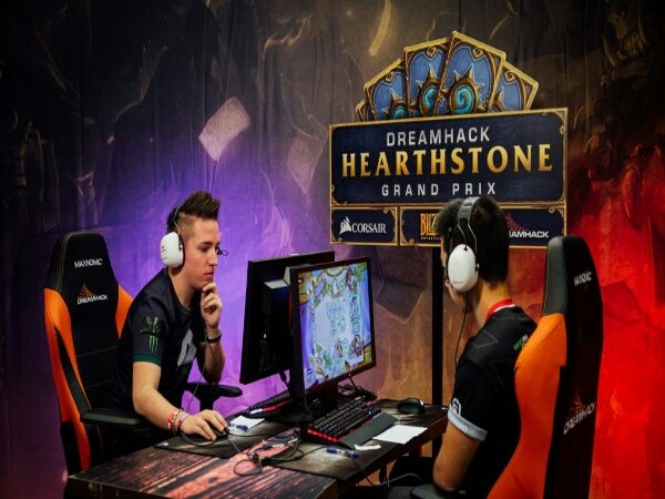 ESL Gaming dan Blizzard Entertainment Kerja Sama Operasikan Hearthstone