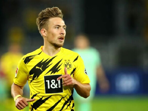 Felix Passlack hadapi masa depan tak pasti di Borussia Dortmund