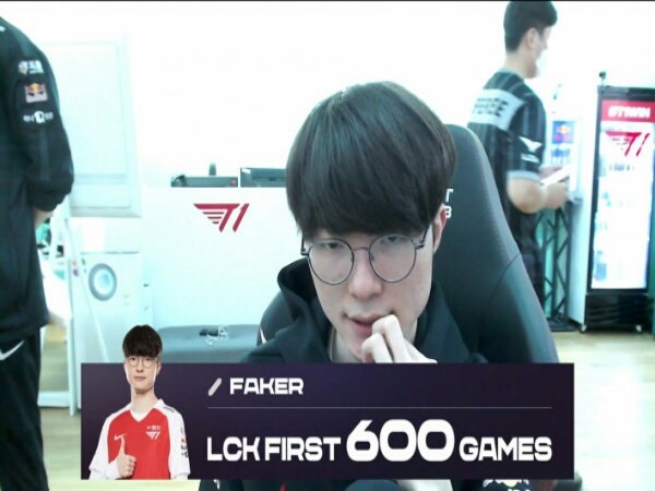 Faker Catatkan Rekor Sebagai Pemain Pertama LCK yang Tampil 600 Game