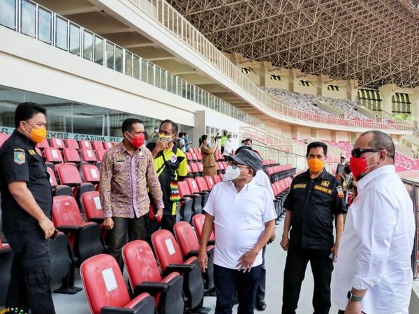 Peninjauan stadion untuk pembukaan dan penutupan PON ke-XX di Papua