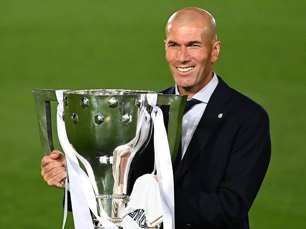 Zinedine Zidane tetap berharap bisa raih gelar bersama Real Madrid