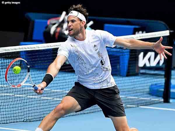 Dominic Thiem lolos ke babak kedua Australian Open 2021