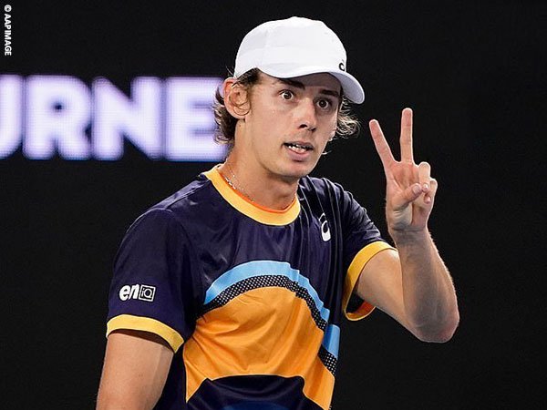 Alex de Minaur lolos ke babak ketiga Australian Open untuk kali kedua dalam kariernya