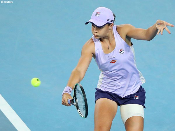 Ashleigh Barty kembali ke babak keempat Australian Open