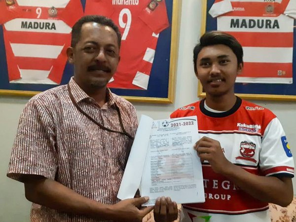 Erik Gamis Sanjaya, salah seorang putra daerah yang dikontrak Madura United