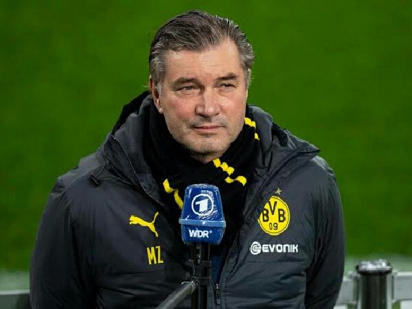 Michael Zorc minta Borussia Dortmund tampil 100% kontra Schalke