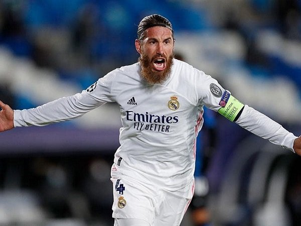 Fernando Hierro sebut Sergio Ramos sebagai bek tengah terbaik sepanjang sejarah klub.