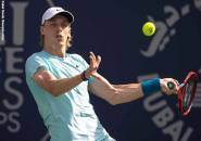 Denis Shapovalov Segel Satu Tiket Menuju Semifinal Di Dubai