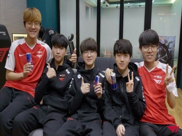 Playoff LCK 2021 : Hempaskan DRX, T1 Tantang Gen.G di Semifinal