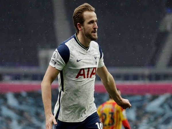 Tottenham memasang harga tinggi untuk Kane