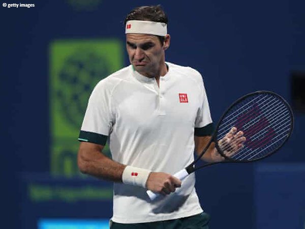 Roger Federer sering membantingkan raket ketika ia masih sangat muda