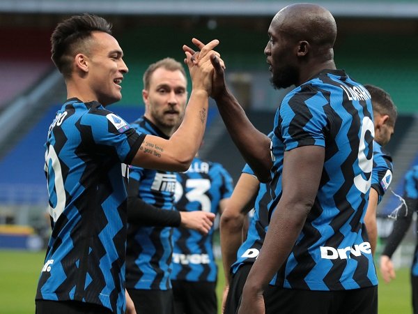 Inter Milan sukses menang berkat gol-gol dari Lautaro Martinez dan Romelu Lukaku.