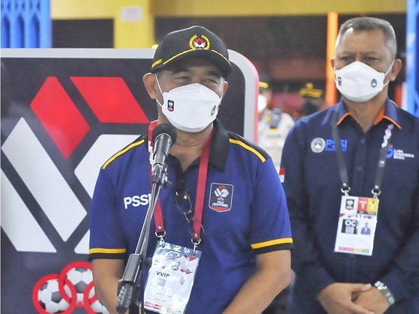 Menko PMK, Muhadjir Effendy saat hadir menyaksikan laga Persija Jakarta kontra Barito Putera