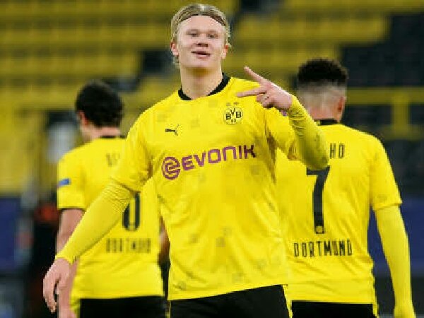 Raiola mengklaim bahwa ada peluang bagi Erling Haaland untuk tinggalkan Borussia Dortmund di akhir musim ini