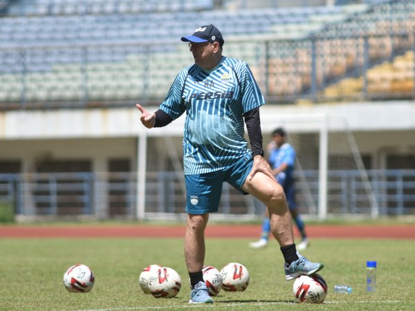 Pelatih Persib, Robert Rene Alberts