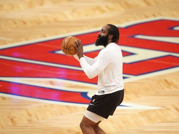 James Harden alami kemunduran dalam penyembuhan cedera hamstringnya.