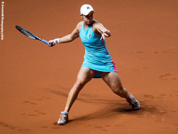 Ashleigh Barty melangkah ke semifinal Stuttgart Open 2021