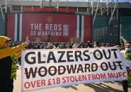 Fans Manchester United Gelar Protes Anti Glazer di Depan Old Trafford