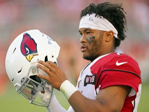 FaZe Clan Rekrut Pemain American Football NFL Kyler Murray