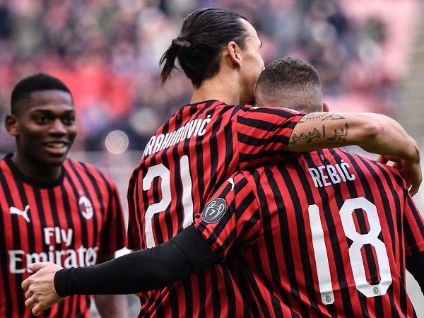 Pioli Ingin Perubahan Tiga Bintang Milan Tampil Bersama Hadapi Benevento Liga Olahraga