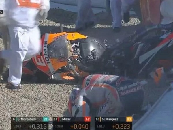 Kondisi motor Repsol Honda usai Marc Marquez kecelakaan.