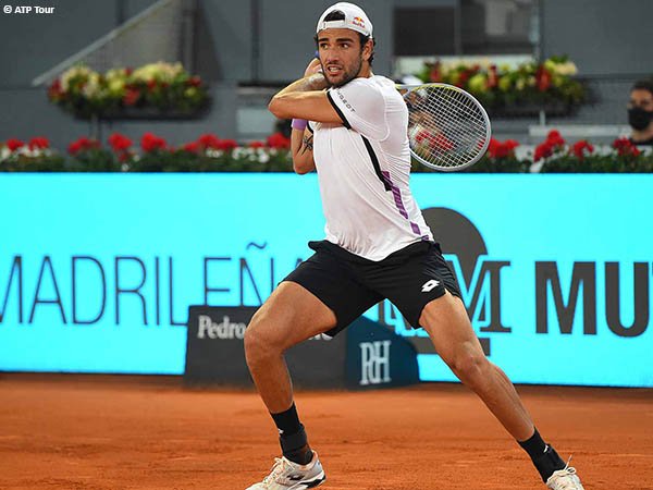 Matteo Berrettini melenggang ke semifinal Madrid Open 2021