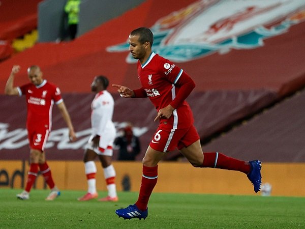 Thiago Alcantara akui Liverpool perlukan keajaiban untuk tembus zona Liga Champions.