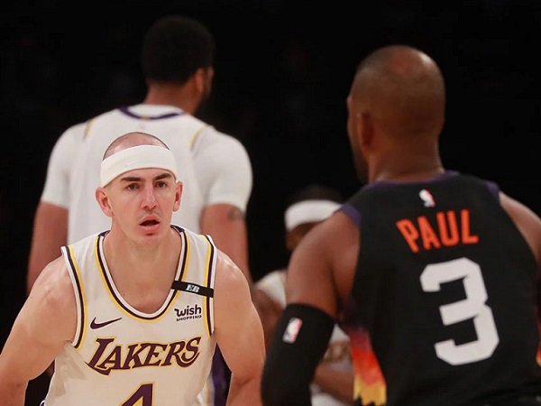 Vogel Nilai Caruso Layak Masuk All-Defensive Team