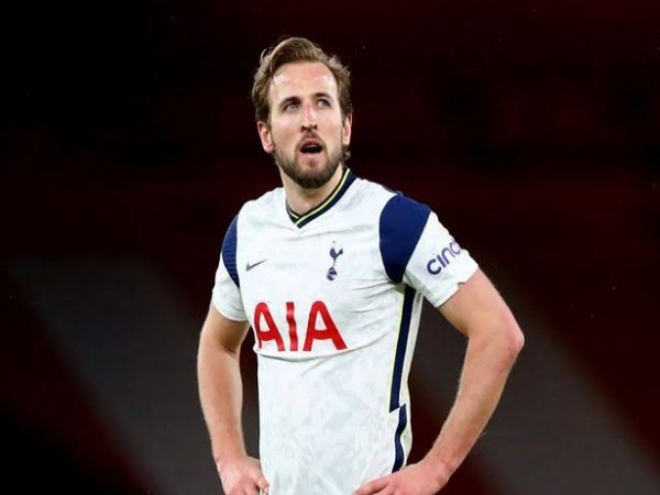 Tottenham rilis pernyataan tanggapi rumor Kane