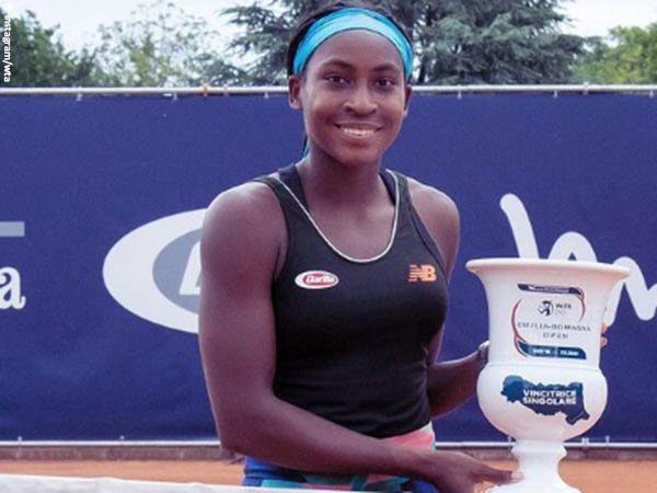 Cori Gauff naik podium juara di Parma musim 2021