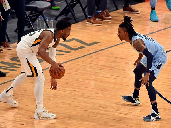 Utah Jazz sukses benamkan Memphis Grizzlies di game 4.