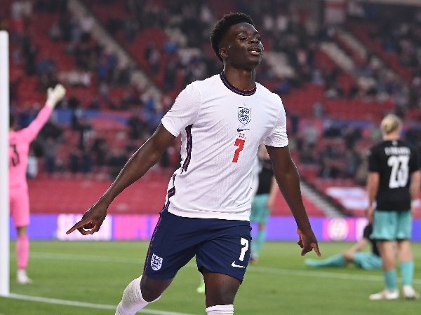 Bukayo Saka membuka keran golnya untuk Timnas Inggris