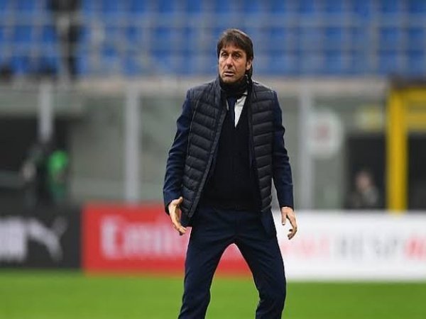 Tottenham adakan negosiasi dengan Conte