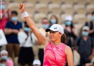 Hasil French Open: Hadapi Rebecca Peterson, Iga Swiatek Bermain Tanpa Ampun