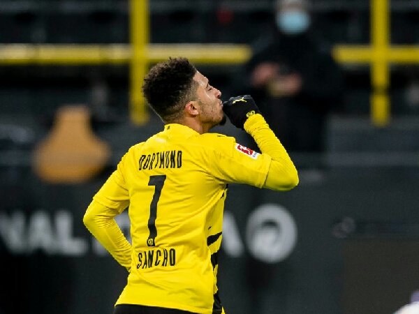 Borussia Dortmund incar Donyell Malen untuk gantikan Jadon Sancho