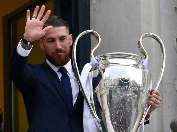 Sergio Ramos klaim ingin bertahan di Real Madrid.