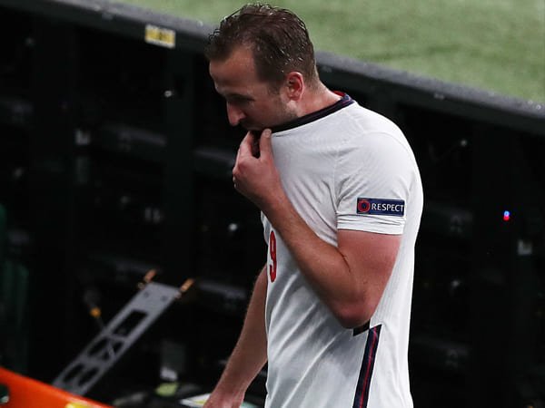 Inggris Diminta Cadangkan Kane Karena Terlihat 'Sangat Lelah'