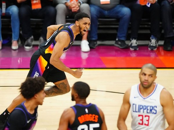 Phoenix Suns beruntung punya pemain seperti Cameron Payne.