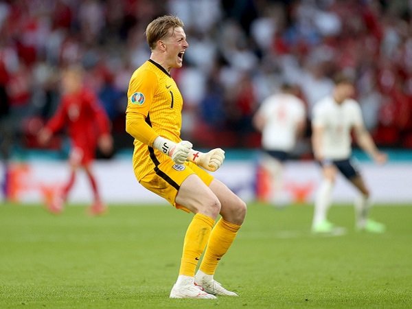 Jordan Pickford lewati rekor Gordon Banks di timnas Inggris.