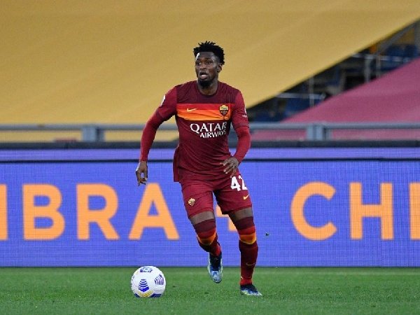 Tolak Wolves, Amadou Diawara ingin bertahan di AS Roma