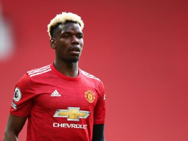 Paul Pogba tolak tawaran kontrak baru dari Manchester United