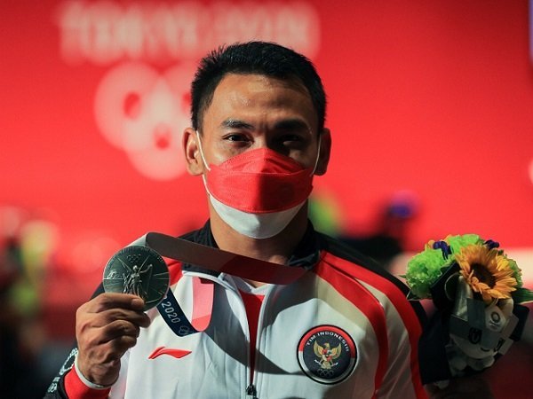 Indonesia mulai tabung medali perak