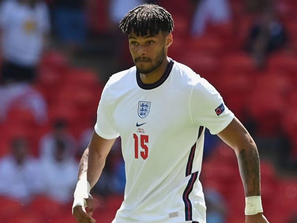 Mings Temui Psikolog Setelah Kesehatan Mentalnya Menurun di Euro 2020