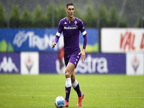 Fiorentina dilaporkan setuju melepas Nikola Milenkovic ke West Ham United dengan nilai transfer sebesar 17 juta Euro (Rp 287 miliar) / via EPA