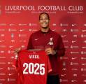 Liverpool Ikat Virgil van Dijk Hingga Tahun 2025