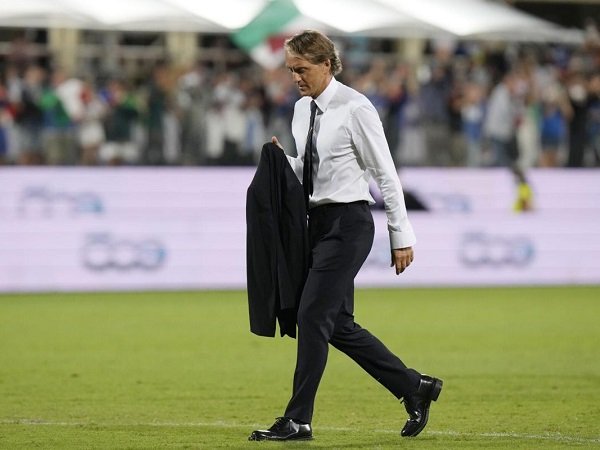 Roberto Mancini akan mengubah susunan pemain Italia kontra Swiss.